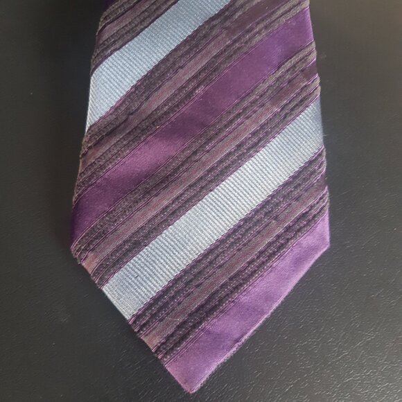Canali 100% Silk Men's Neck Tie, Purple & Grey Diagonal Stripes - Picture 5 of 12